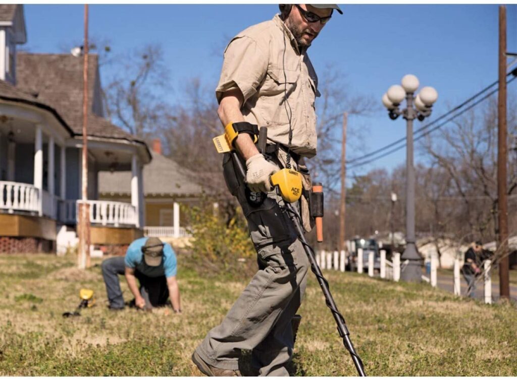 Best Metal Detectors for Beginners in 2021